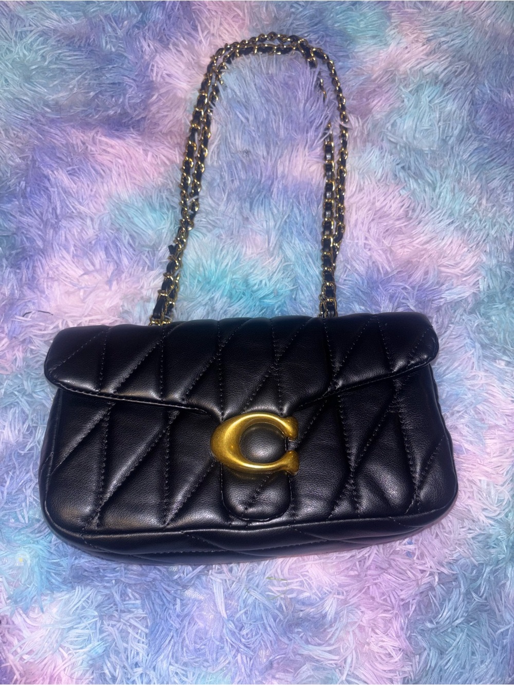 Black Quilted Shoulder Bag Gold Chain Strap